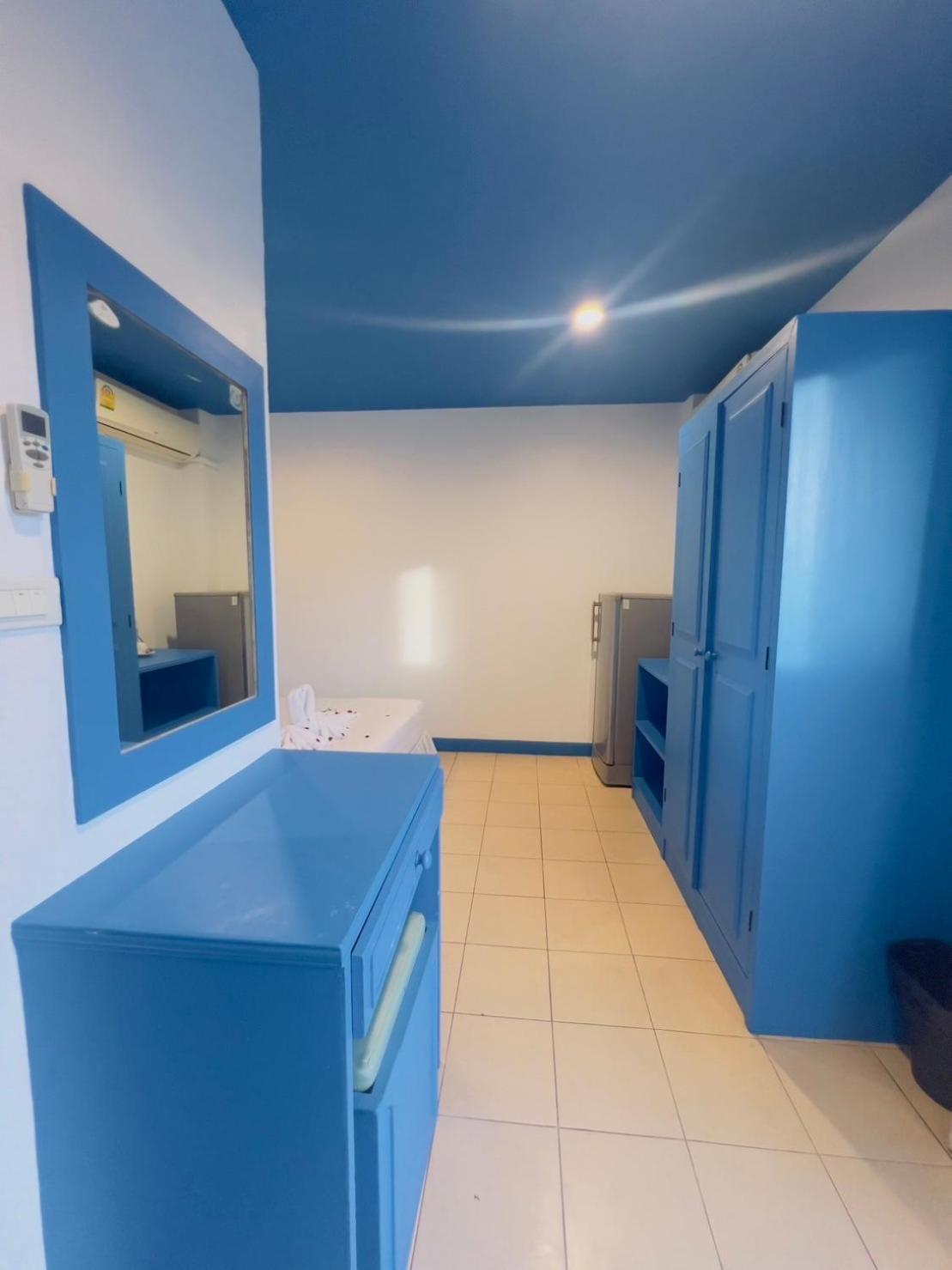 Blue Planet Hotel Patong Exterior photo