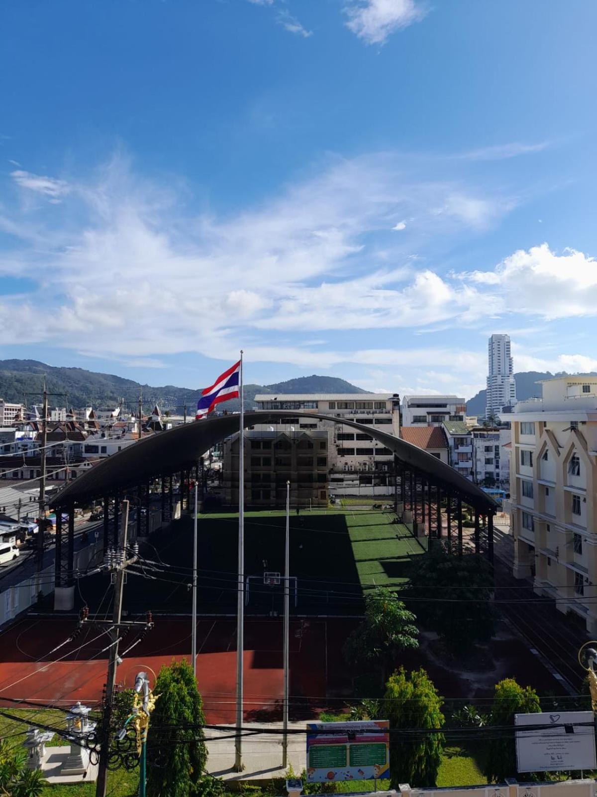Blue Planet Hotel Patong Exterior photo