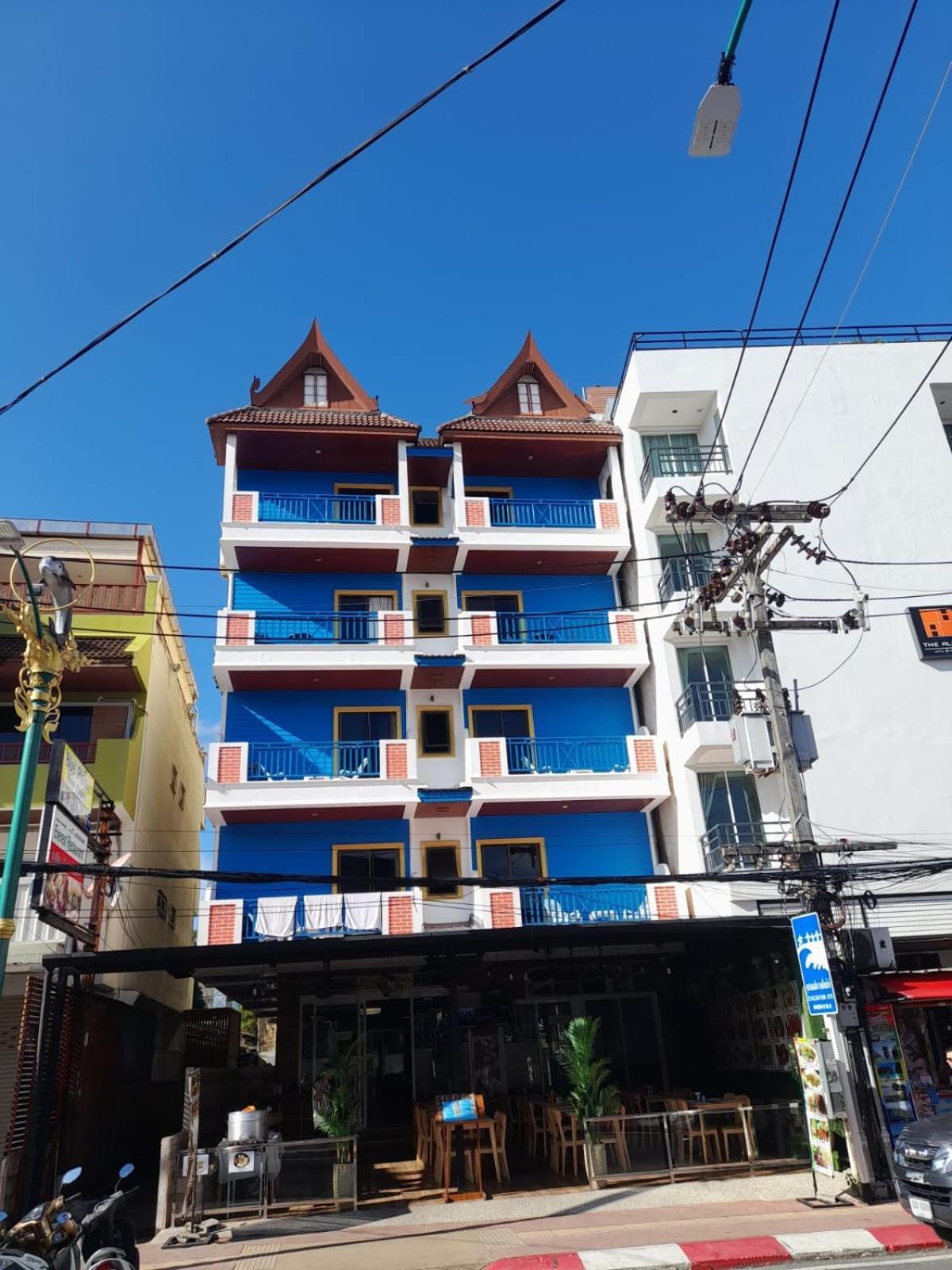 Blue Planet Hotel Patong Exterior photo